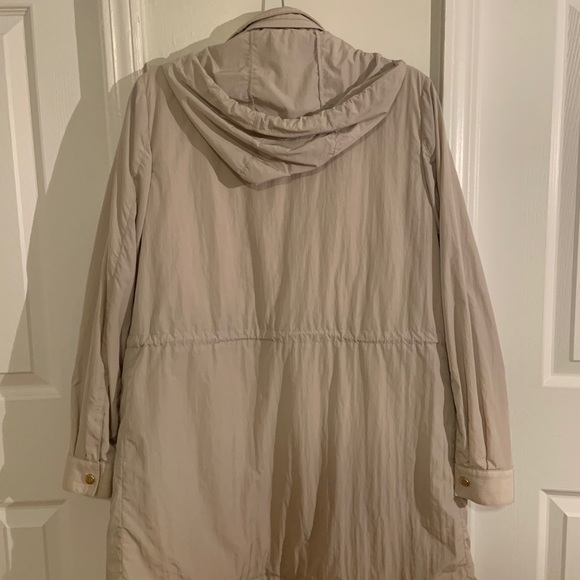 Brooks brother beige rain coat - Picture 2 of 6
